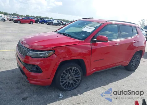 2022 Jeep Compass Limited z USA, uszkodzony, nr VIN 3C4NJDCB5NT236676